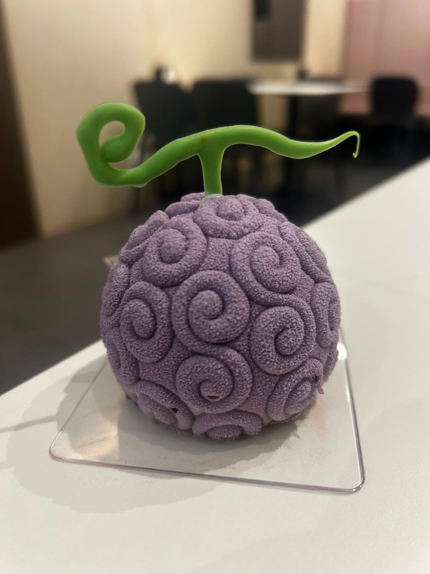 Gomu Gomu no Mi, frutto viola ispirato a One Piece